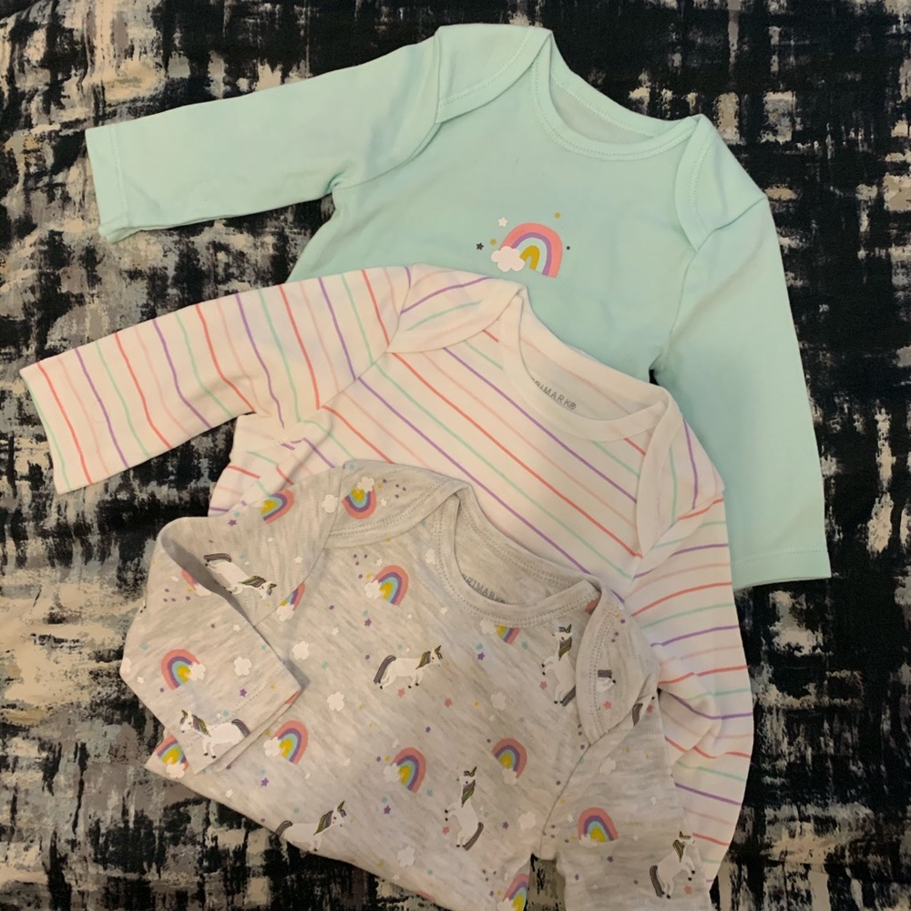 Set of 6 Brand new Baby onesies 0-3